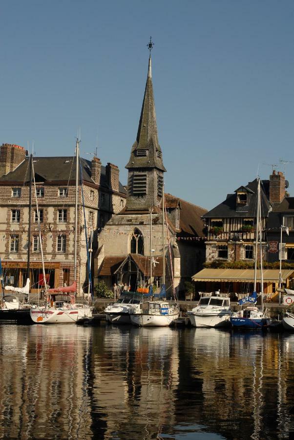 Cosy Maison 3 Chambres Honfleur Jardin, Parking Prive Et Jacuzzi Dış mekan fotoğraf